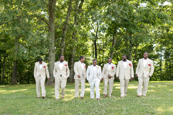 Colorful and Modern Wedding in Alabama: Erica + Michael
