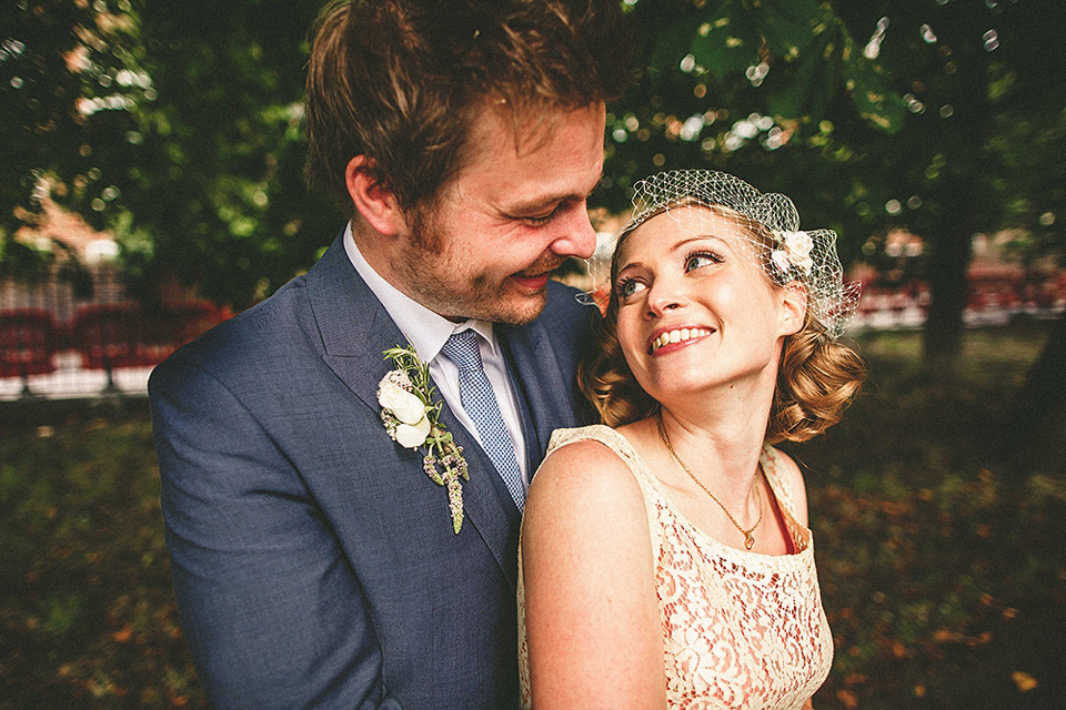 A 1950s Dress for a Second Hand Books and 1940s Vintage Inspired East London Wedding