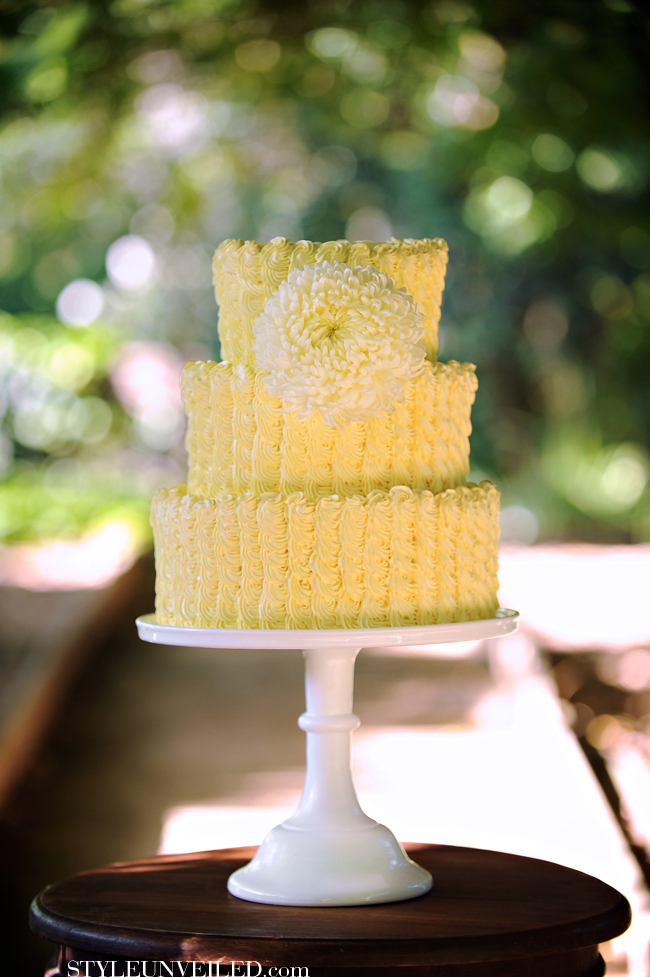 Dainty Yellow Wedding Cake
