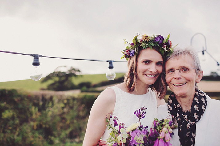 The Wedfest of Helen and Andrew: Glamping, Glamour and Pretty Purple Flowers