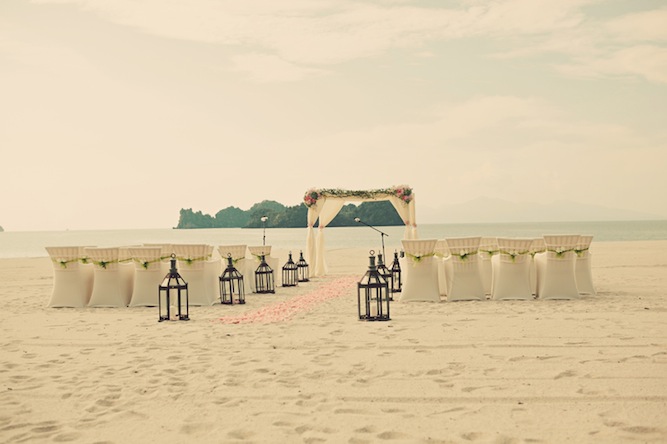 Stunning Destination Wedding In Malaysia With A Laid Back Vibe