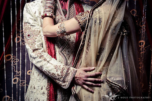 Fabulous Hindu Ceremony by ZMolu Photography