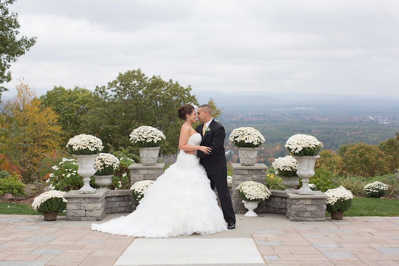 Chris and Michelles Chic Northeast Fall Wedding