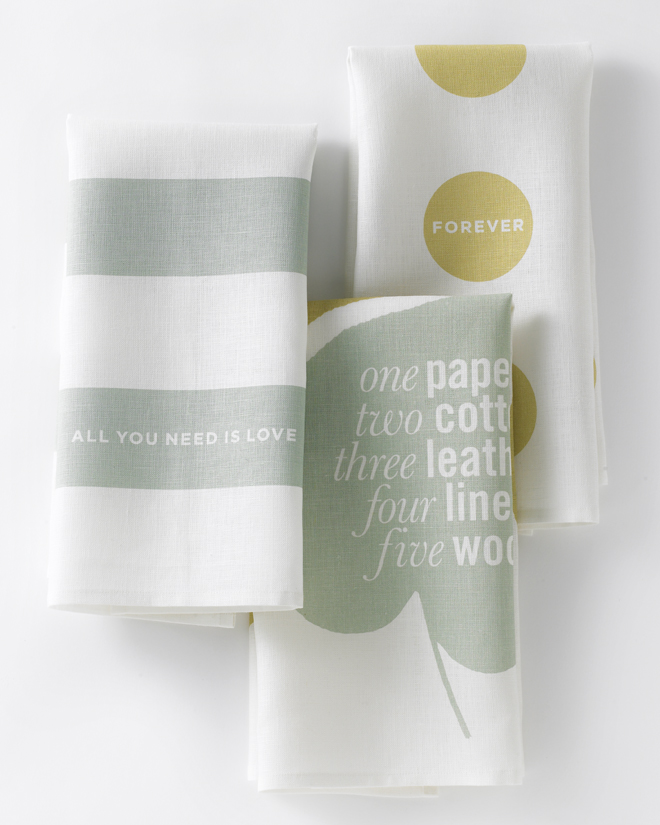 Pretty And Practical Wedding Gifts + Oh So Chic Place Settings