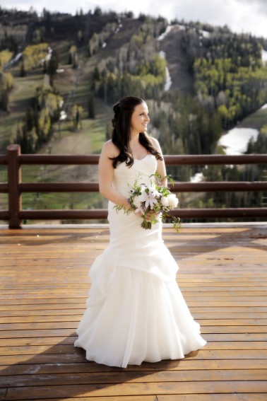 Lavender & Green Nature Inspired Utah Wedding