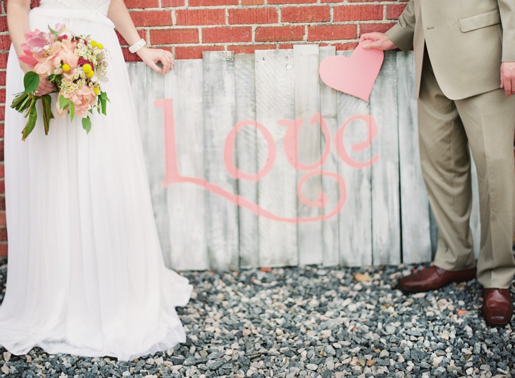 Inspired by this Bright Summer Styled Wedding Session