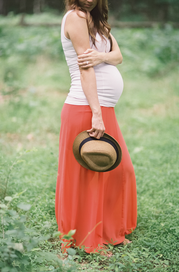 Inspired by this Comfy and Chic Radnor Lake Maternity Session