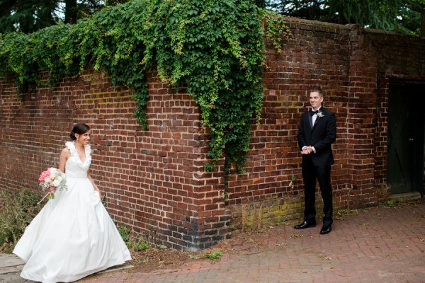 Real Classic {Virginia} Wedding with All-White Color Scheme: Clare + Matthew