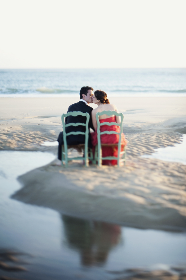 A Stylish & Stunning Beach Engagement Shoot in France