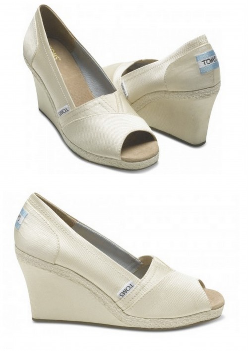Tuesday Shoesday ~ TOMS Wedges