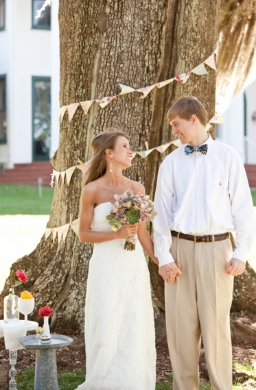 Southern Picnic Wedding Inspiration Shoot