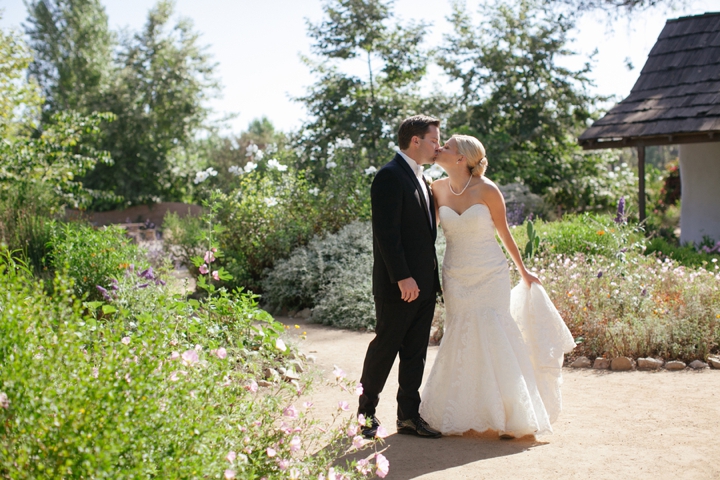 A Romantic, Timeless Champagne and Blush Wedding