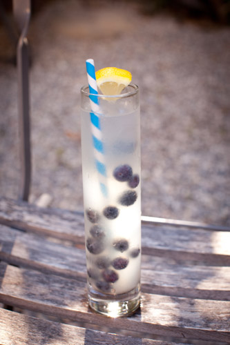 On The Rocks: Blueberry Lemonade