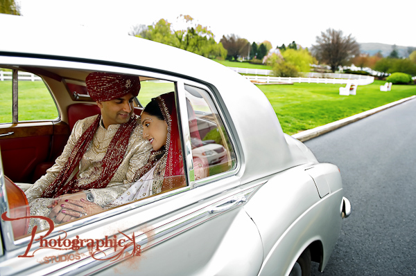 Hindu Wedding Ceremony by Photographick Studios