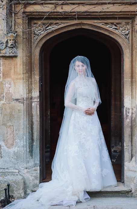 Grace Kelly Elegance and a Manuel Mota Gown for a Fairytale Wedding at Blenheim Palace