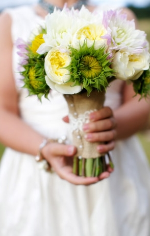 Yellow and Aqua Vineyard Wedding Inspiration