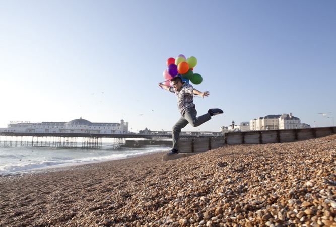 Brighton Up: A Colourful & Quirky Seaside Engagement Shoot