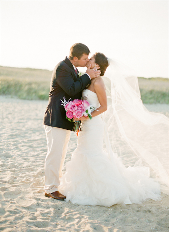 Classy Beach Wedding in Pink and Gold