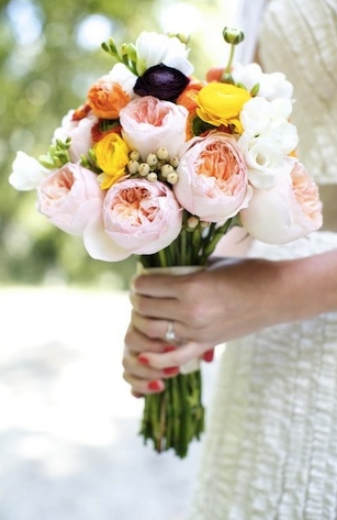 Colourful Elegant Yet Laid Back DIY Wedding: Lawn Games Wildflowers & Smores