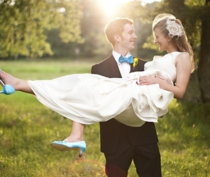 Lovely Wedding at the Loveless Barn - Real Wedding by Kristyn Hogan Photography