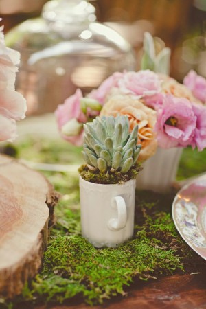 Achieve an Organic Wedding with Succulents