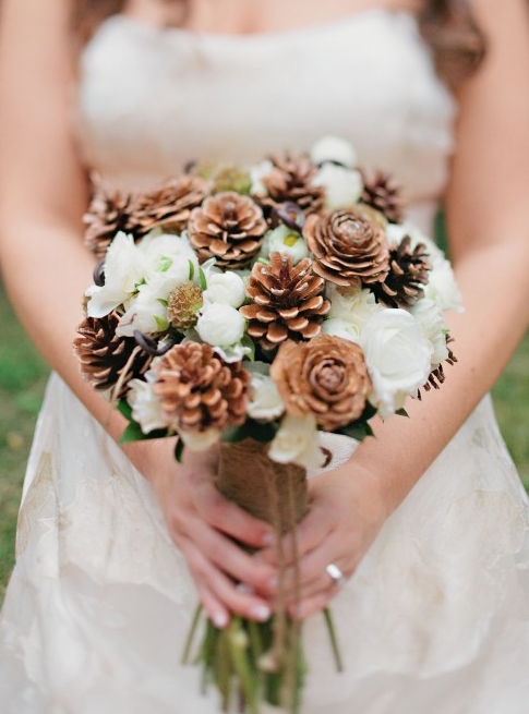 Inspired by this Southern California Pine Cone Wedding