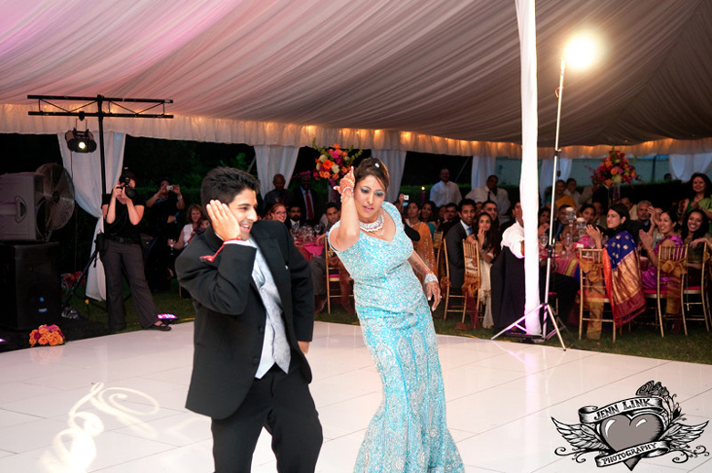 Featured Indian Wedding : Leena loves Suneel, Finale!