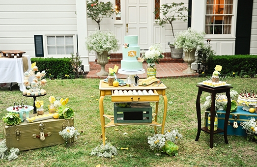 Mint and Yellow Spring Wedding