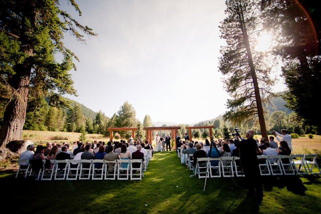 {Real Wedding} Brianne & Scott: Washington State Ranch Wedding with Mason Jar Invites