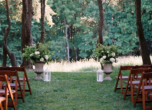 Elegant Green and White Garden Wedding