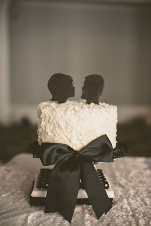 Black and White Wedding Inspiration from Atrendy Wedding