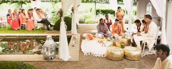 Izzie & Ro | Elegant Indian Fusion Wedding at Temple Guiting