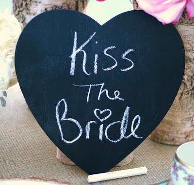 One Pretty Thing: Chalkboard Heart "Kiss the Bride"
