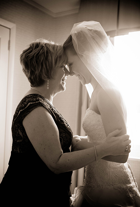 emotional-mother-of-the-bride-photos-20120428-008