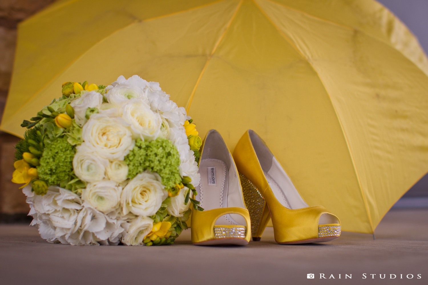 Green and Yellow Winery Wedding