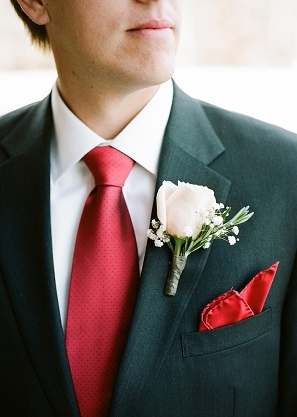 Classy Red and White Winter Wedding