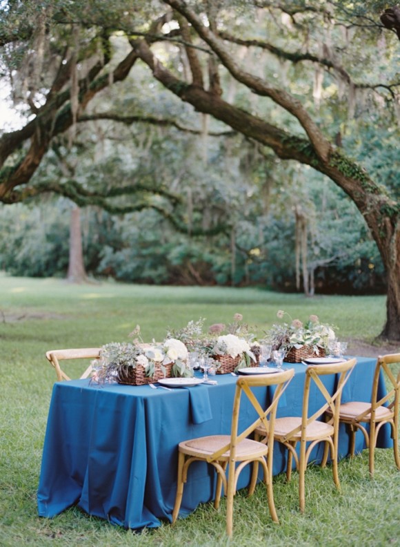 Elegant blue and white wedding inspiration