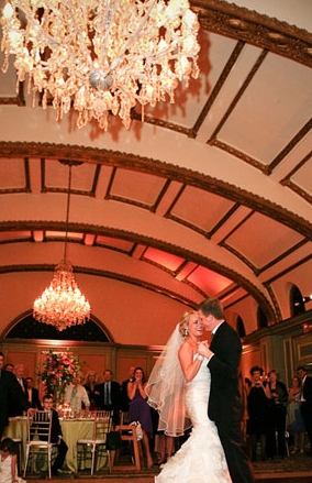 How to Throw a Beautiful Ballroom Wedding