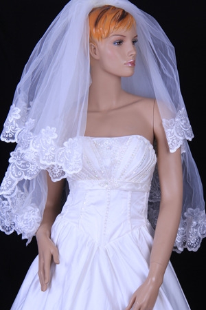 Fine and cheap wedding veils