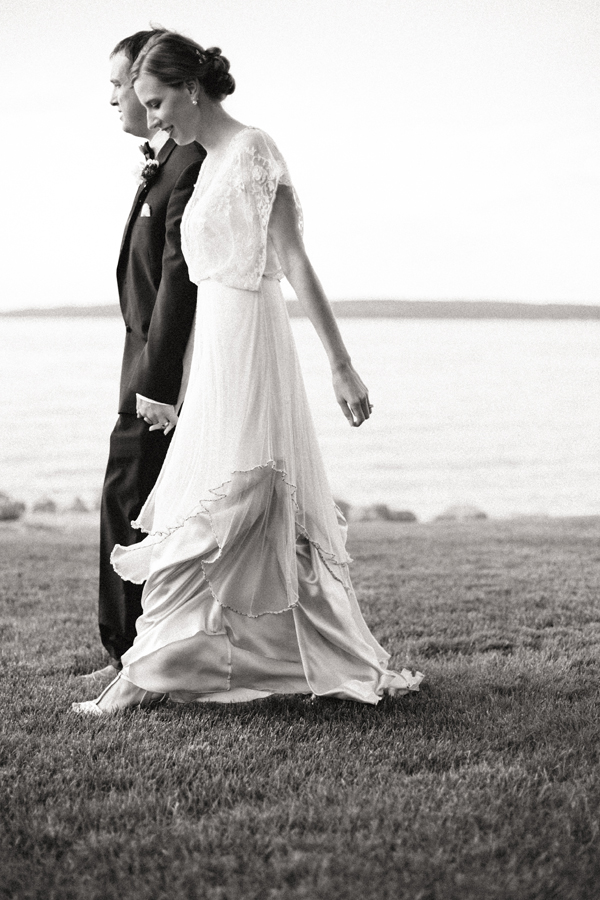 Jaclyn & Dennis | Intimate Lake Michigan Wedding