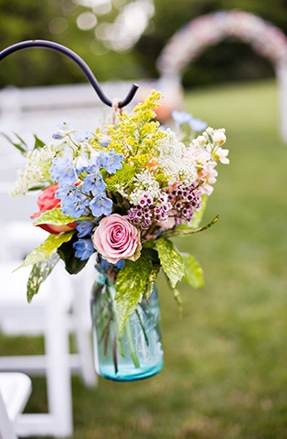 A Colorful Southern Spring Wedding