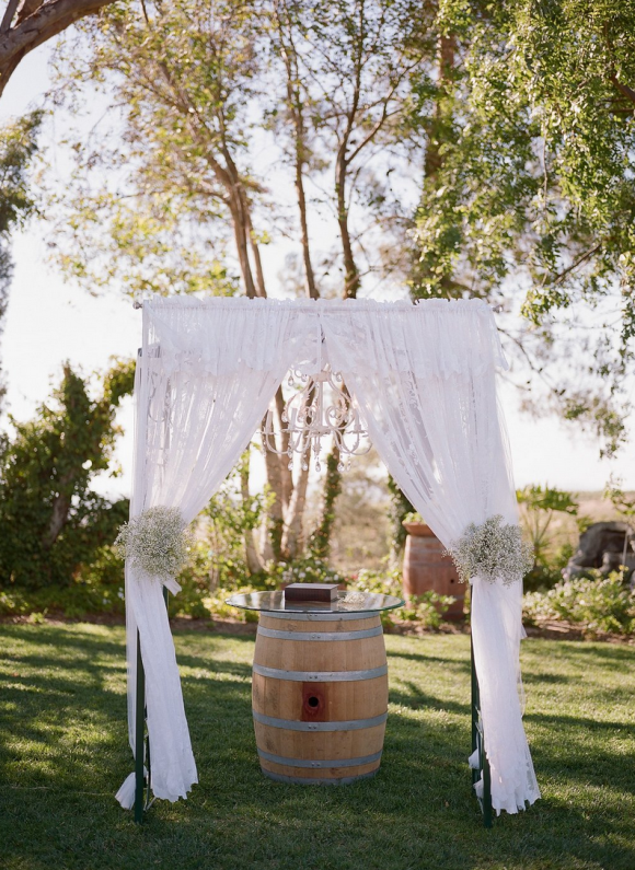 Pastel Inspired Real Wedding at a Vineyard