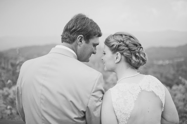 {Real Wedding} Katie & Brandon: Southern DIY Wedding Full of Personal Details