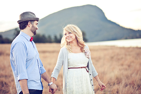 Elska and Andrewâ€™s Country Style Engagement Shoot