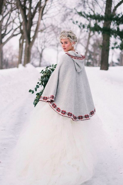 17 Swoon-Worthy Winter Instagram Photos to Inspire Your Wedding
