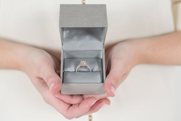8 Questions to Ask Before You Buy That Engagement Ring
