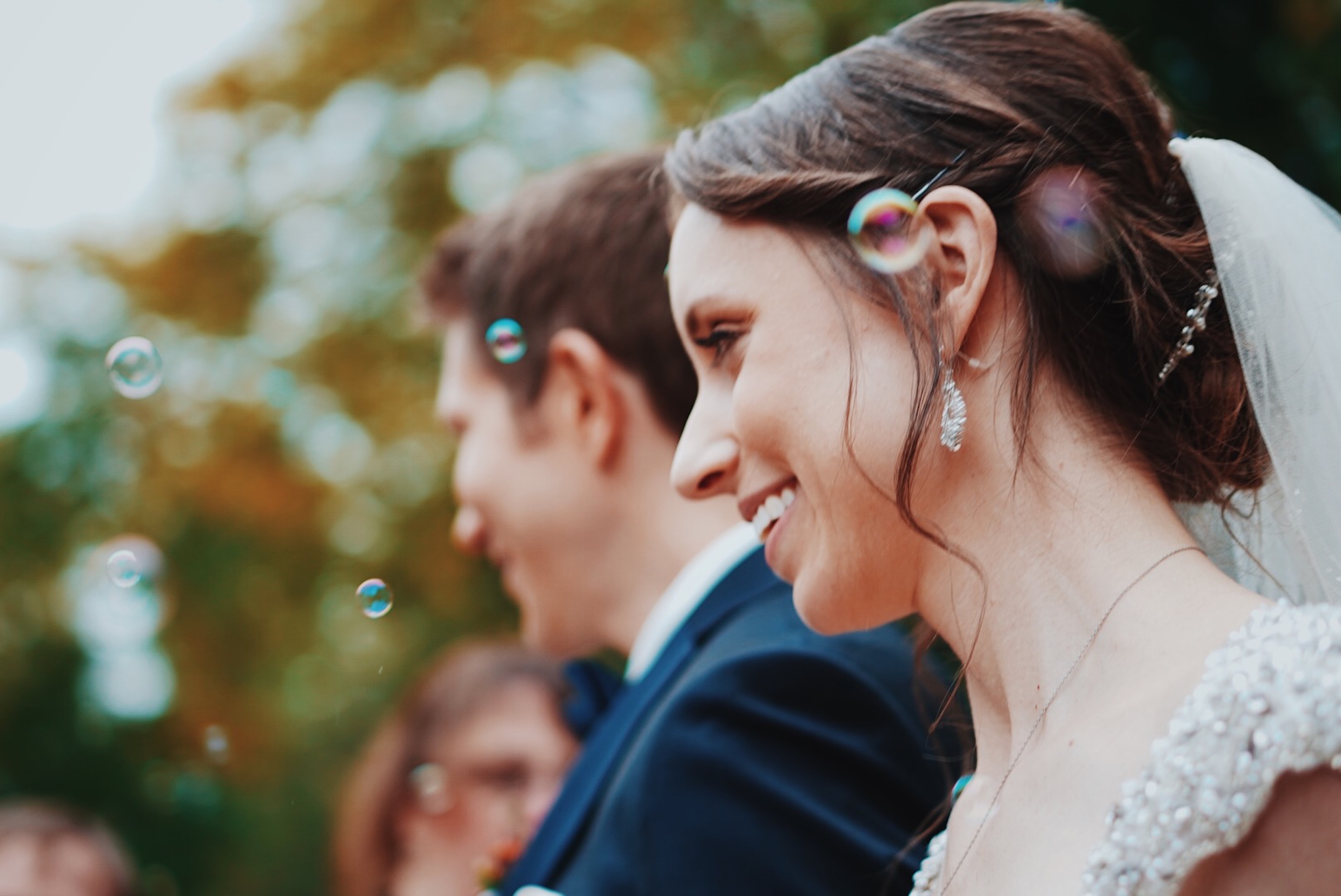 Свадьба улыбки. Жених улыбается. Что-то синее что-то заимствованное Wedding.