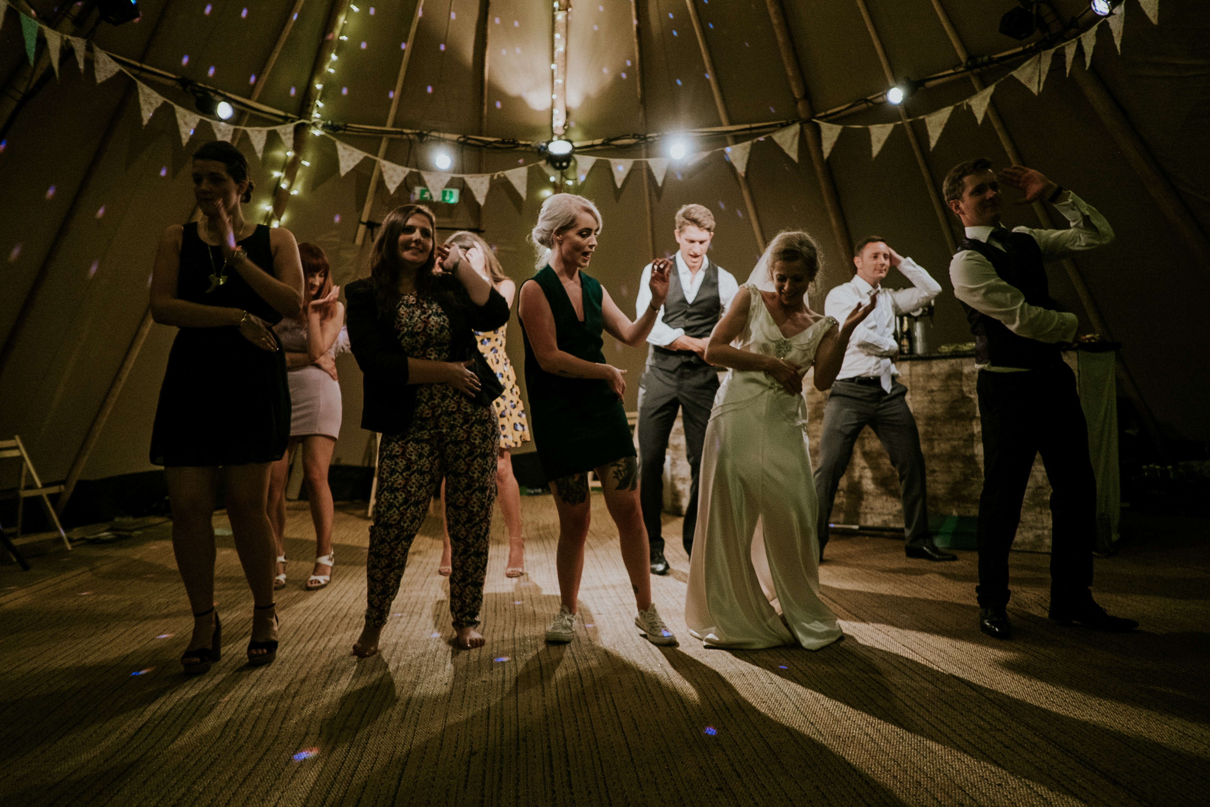 5 Things to Discuss with Your Band or DJ Before Your Big Day