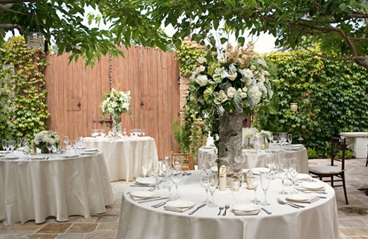 Romantic Courtyard Wedding at the Villa San Juan Capistrano