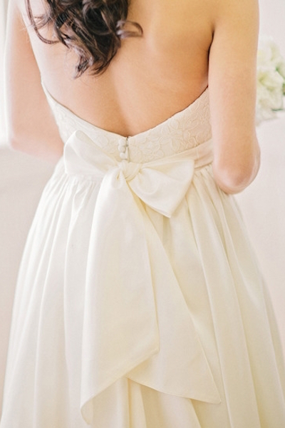 10 Questions to Ask Before Buying Your Wedding Dress